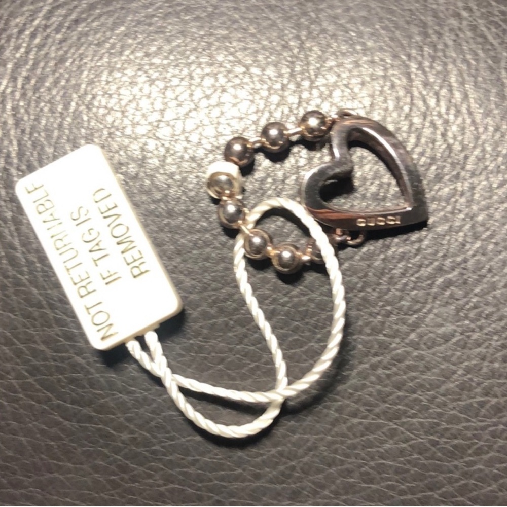 Gucci Silver Open Heart Ring - Picture 3 of 5